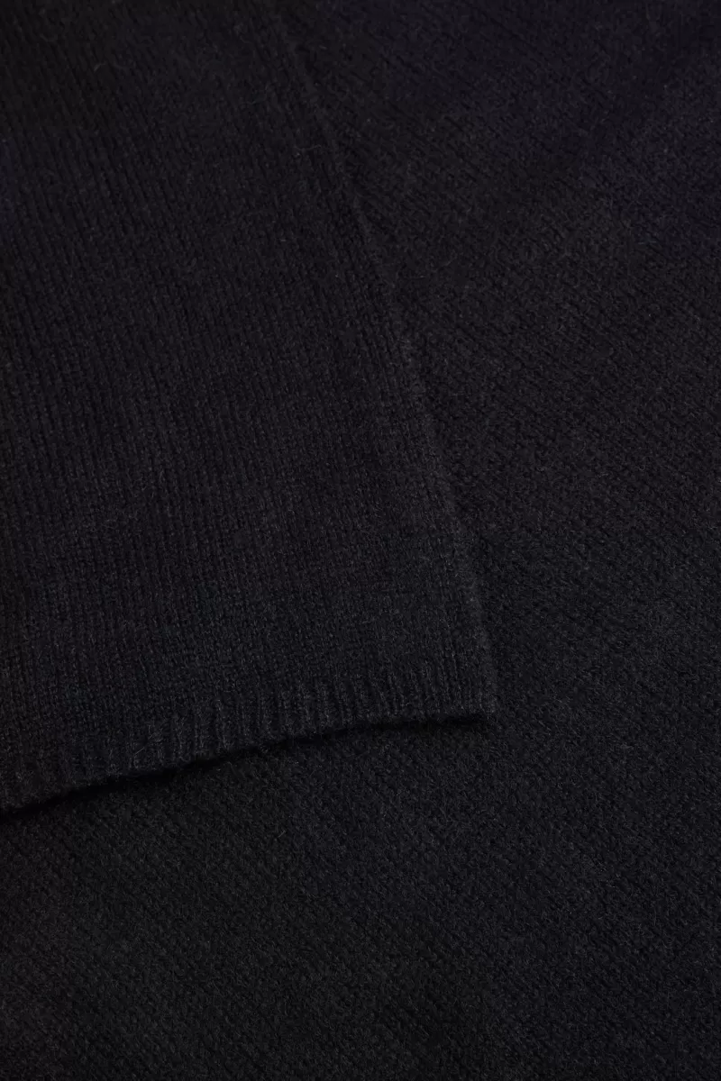 Black cashmere knit scarf - GABIN | | Gerard Darel Outlet