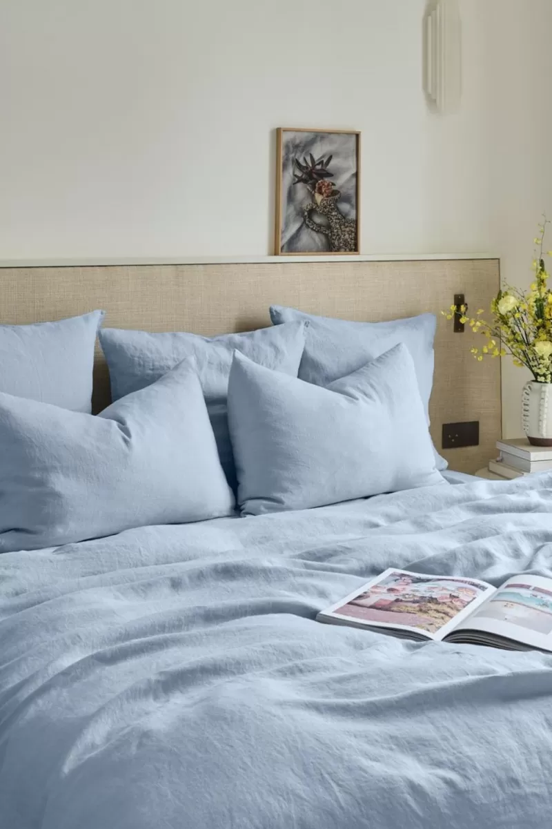 Washed linen pillowcase - sky | Gerard Darel Best Sale