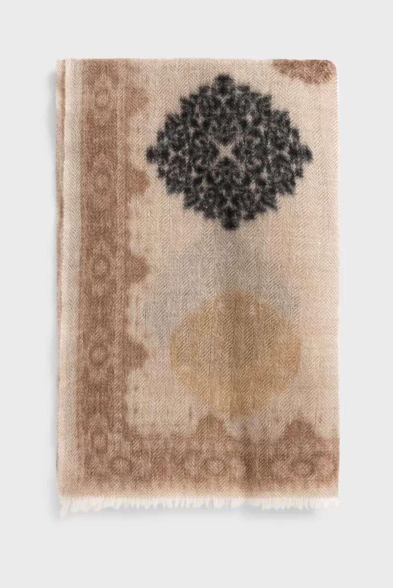 Wool and cashmere rosette scarf - GWENDY | Gerard Darel Outlet